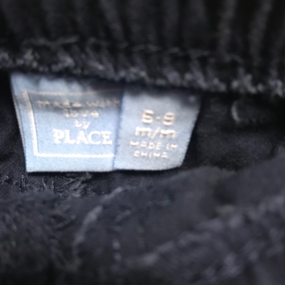 9 month bundle onesies, shorts & pants - Picture 5 of 5